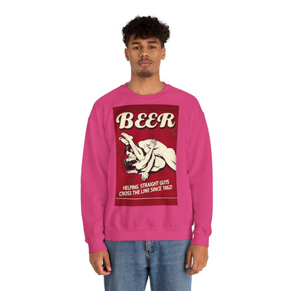Sweatshirt – Witziges Retro Bier Sweatshirt – BEER - Helping Straight Guys Cross the Line Since 1862! Partywear Statement | True Insights Design mit Humor
