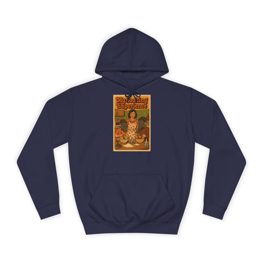 My First Cooking Experience Hoodie – Retro-Motiv mit Gasmasken in der Küche