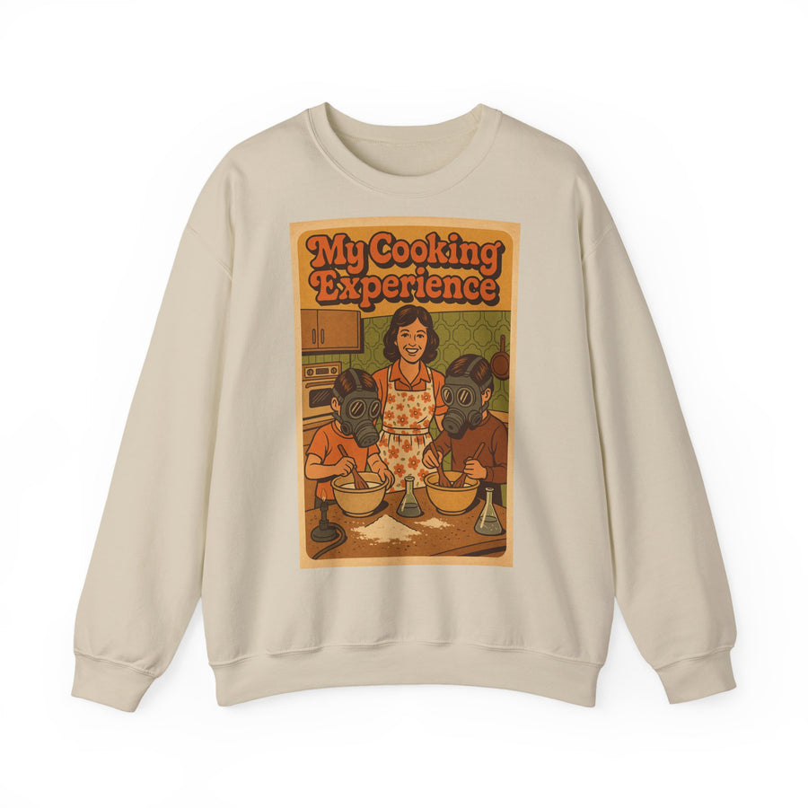 True Insights My First Cooking Experience Sweatshirt – Retro-Motiv mit Gasmasken in der Küche