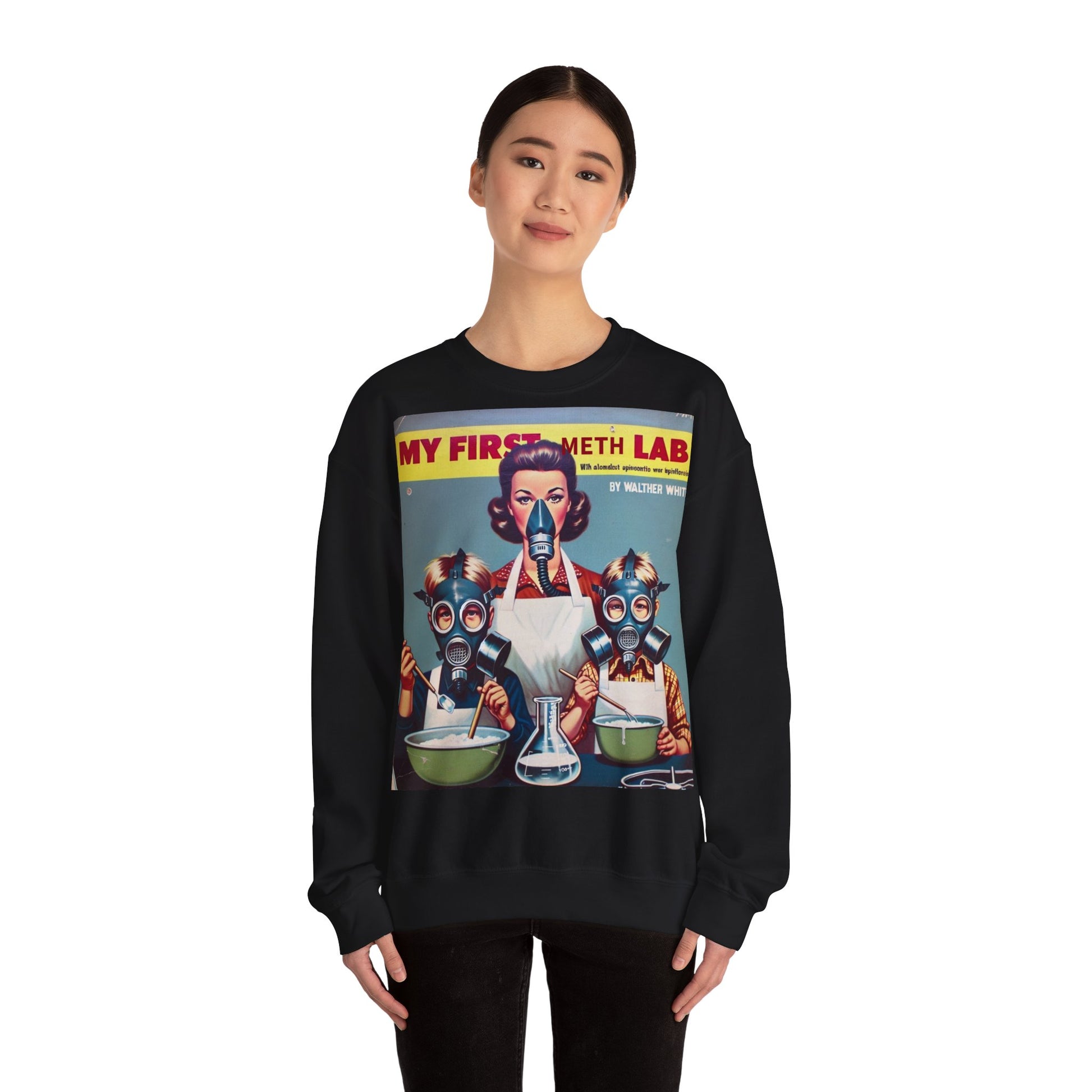 Sweatshirt – My First Meth Lab Sweatshirt | Lustiger Retro Pullover mit Satire-Print | Geschenk für Breaking Bad Fans & Dark Humor Lover | True Insights Design mit Humor