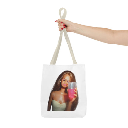 Doll Meme Barbicore Tote Bag – Lustige Puppe mit Pink Drink, Trendy Aesthetic Stoffbeutel für Fans