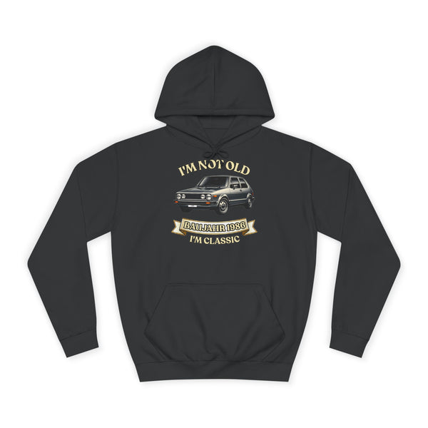Geschenk zum 40. Geburtstag – Hoodie Jahrgang 1986 VW Golf – Jet Black – Vorderseite