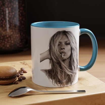Kate Moss Tasse – Ikonisches Schwarz-Weiß Portrait Kaffeebecher | Fashion Legende Geschenk für Fans