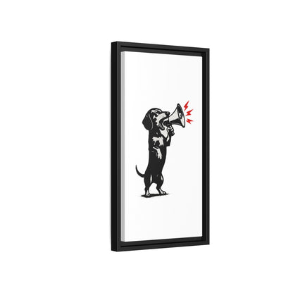 Dog with Megaphone – Satirisches Banksy-inspiriertes Kunstmotiv | Statement Design