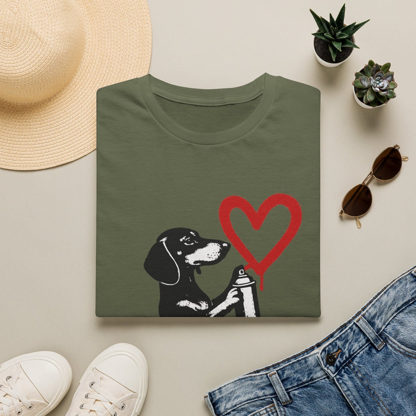 Dackel mit Sprühdose Herz T-Shirt Unisex – Street Art Graffiti Hund Motiv, perfektes Geschenk für Dackelliebhaber & Valentinstag