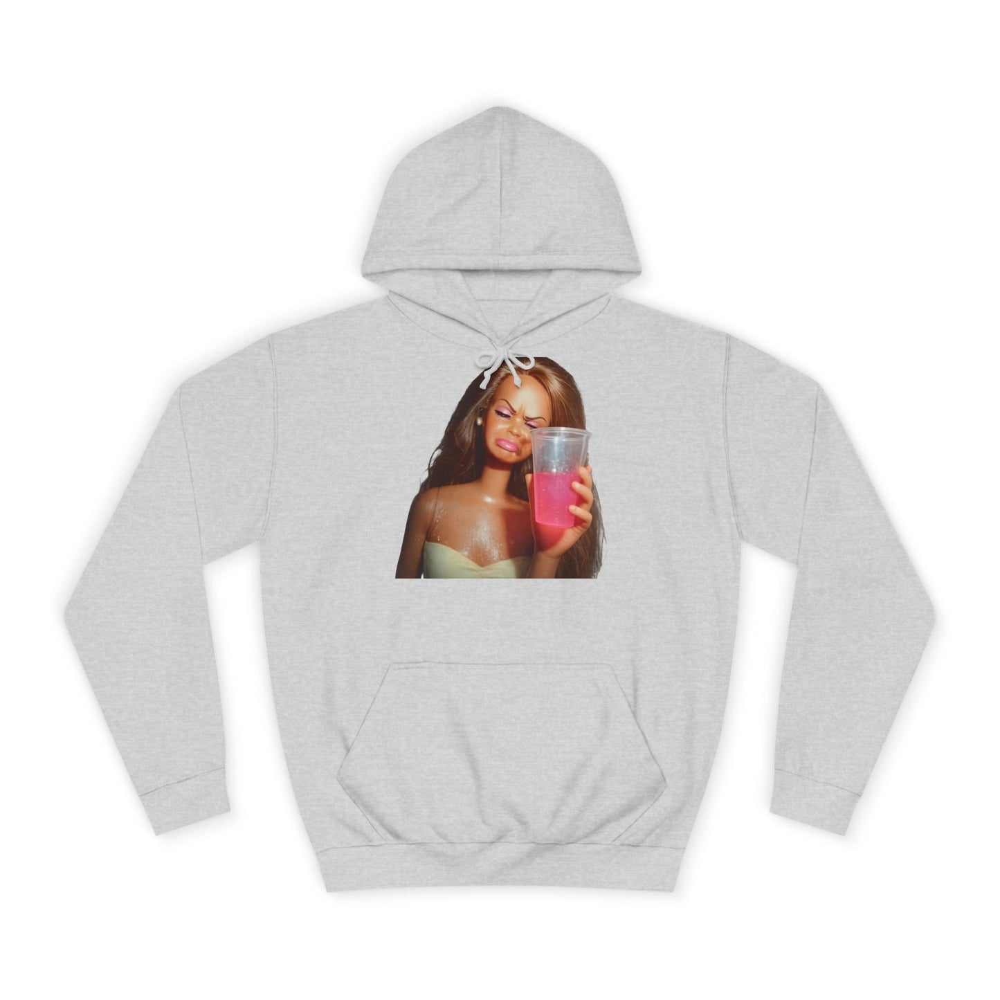Doll Meme Barbicore Hoodie – Funny Sad Doll mit Pink Drink Kapuzenpullover für Meme-Fans & Pop-Culture-Liebhaber
