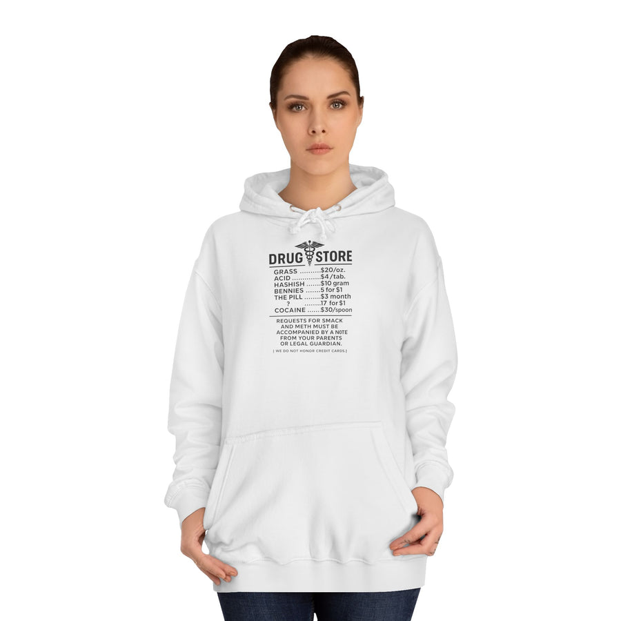 Drug Store Hoodie – Vintage-Apotheken-Motiv mit schwarzem Humor