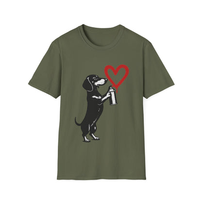 Dackel mit Sprühdose Herz T-Shirt Unisex – Street Art Graffiti Hund Motiv, perfektes Geschenk für Dackelliebhaber & Valentinstag