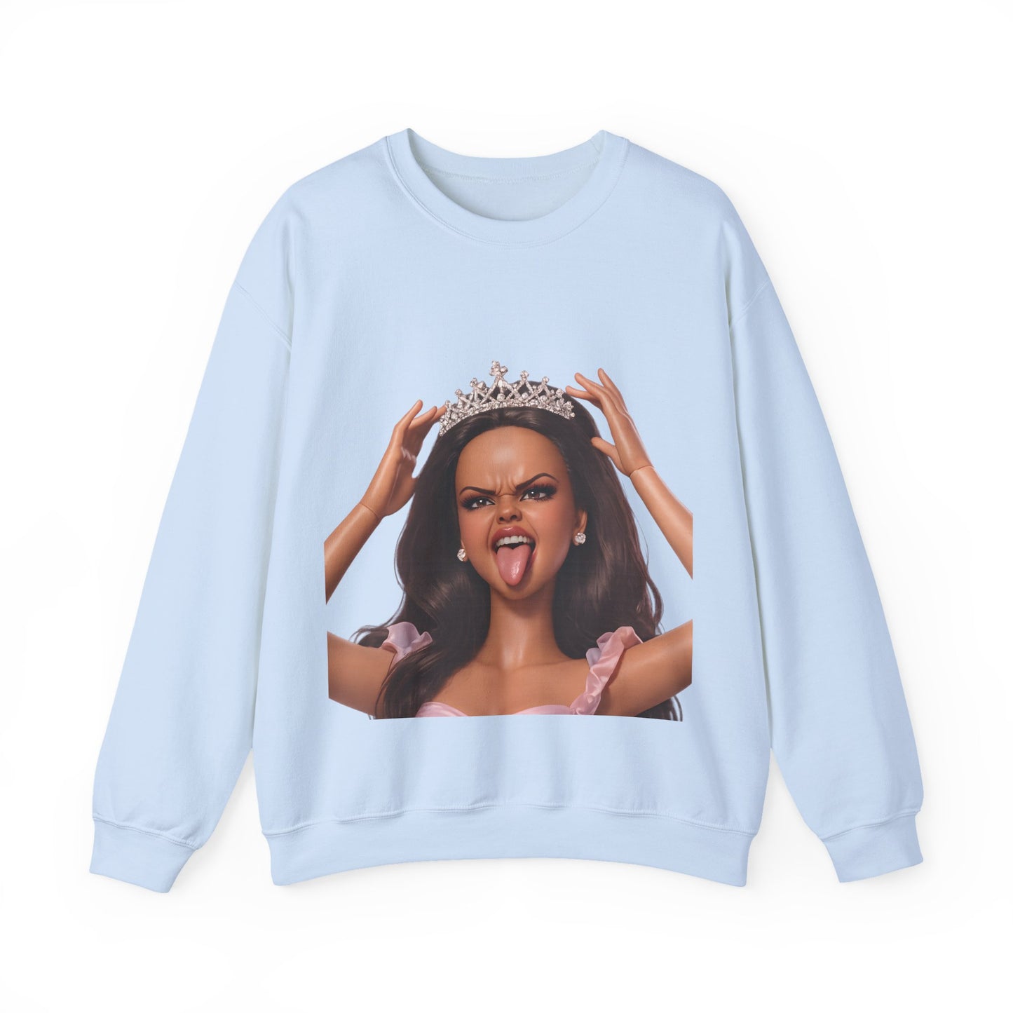 Barbicore Sweatshirt – Freches Doll-Motiv mit Tiara & Zunge raus | Pinkes Puppen-Design für Fans, Ironie & Statement-Fashion