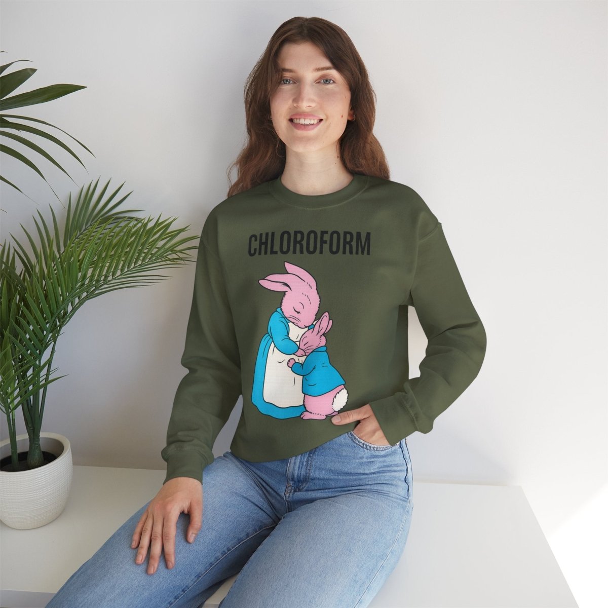 „CHLOROFORM“ – Retro-Sweatshirt mit Hasen und bösem Twist – Freches Satire-Design für mutige Statements | True Insights