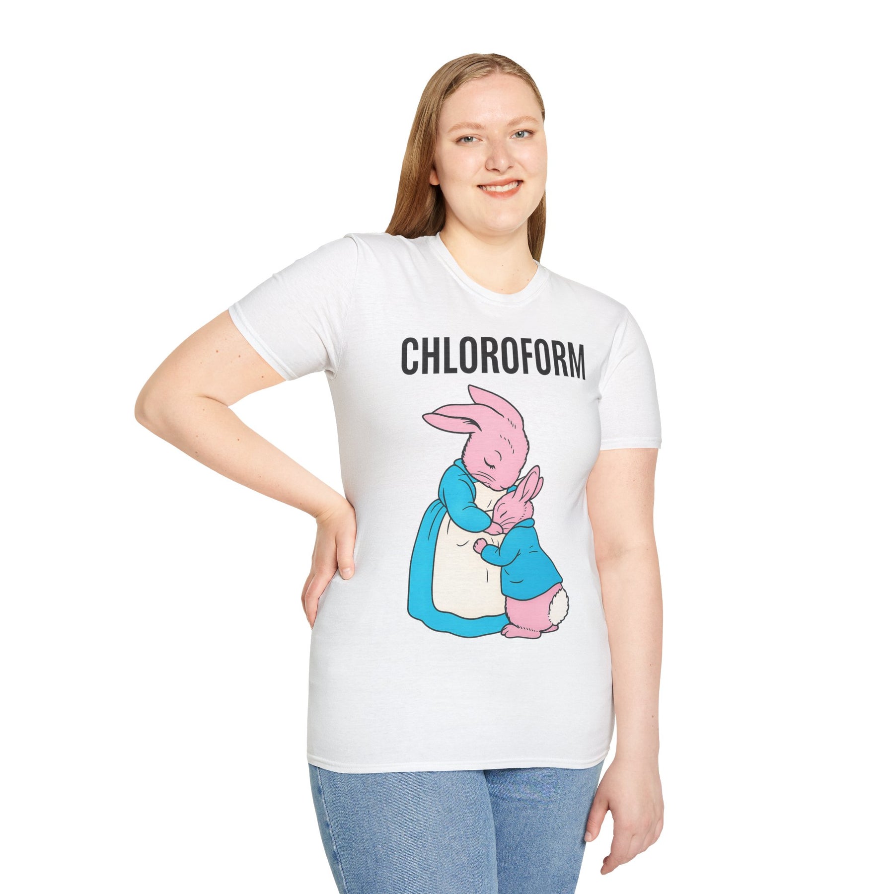 „CHLOROFORM“ – Satirisches Cartoon-T-Shirt mit Kuschelfalle – Freches Satire-Design für mutige Statements | True Insights
