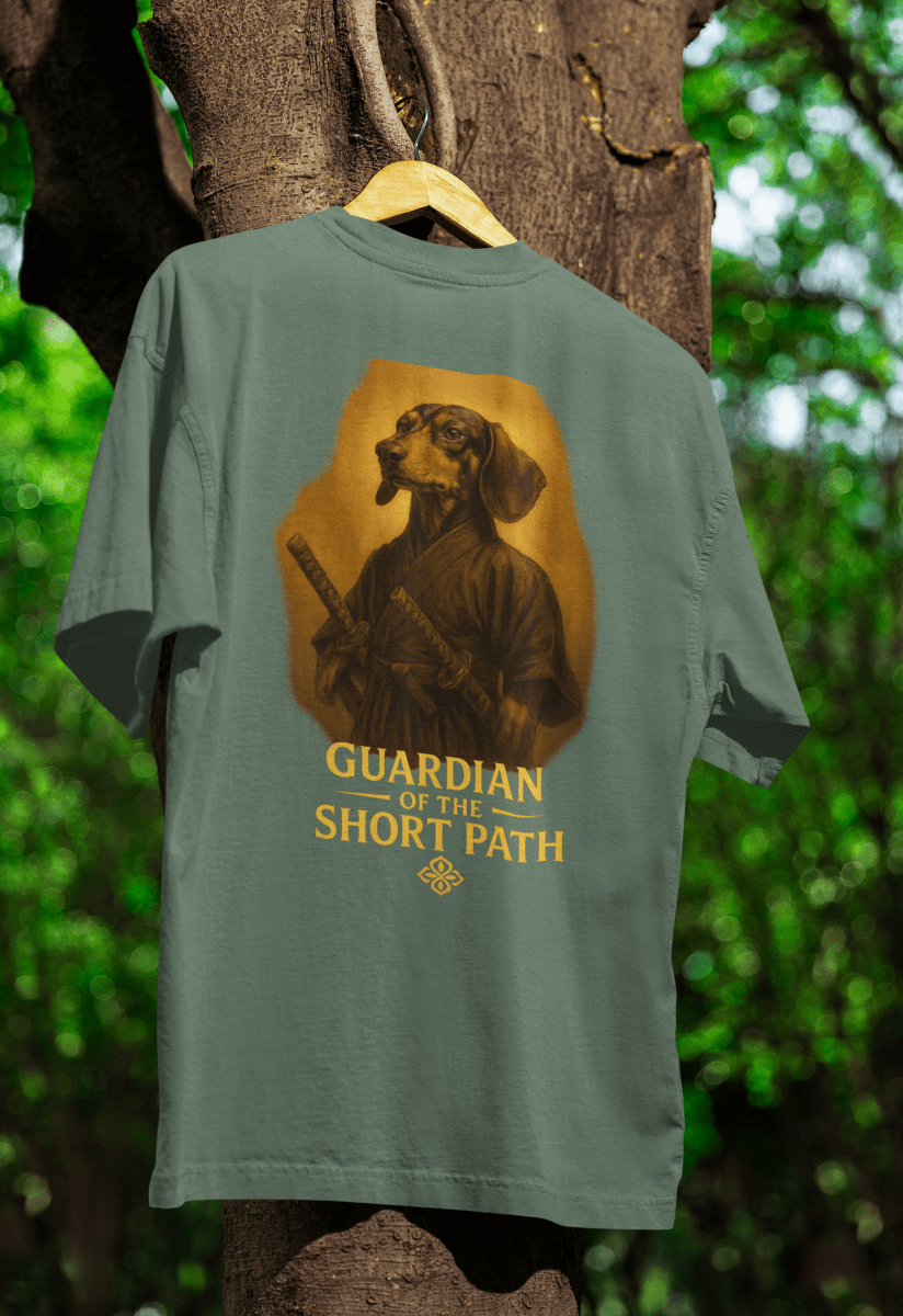 True Insights T-Shirt Dackel Guardian of the Short Path Street-Art Fantasy Motiv in Militärgrün
