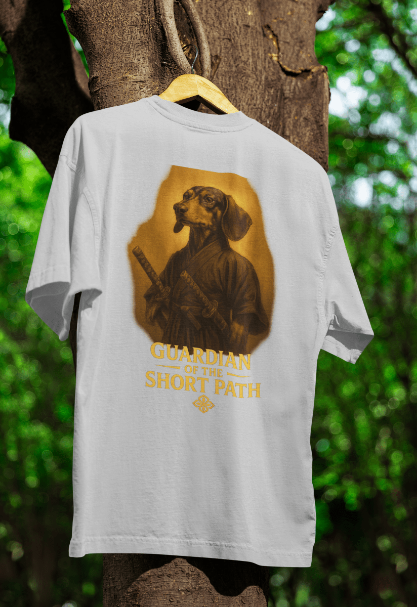 True Insights T-Shirt Dackel Guardian of the Short Path Street-Art Fantasy Design in Sportgrau