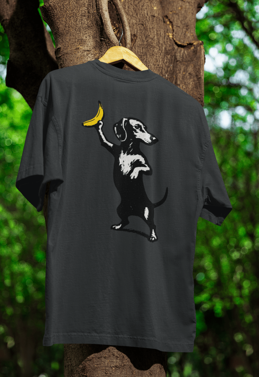 True Insights T-Shirt Dackel mit Banane witziges Street-Art Design im Detail