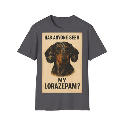 Dackel Shirt – „Has anyone seen my Lorazepam?“ | Lustiges Retro T-Shirt für Hundefans mit schwarzem Humor – Freches Satire-Design für mutige Statements | True Insights