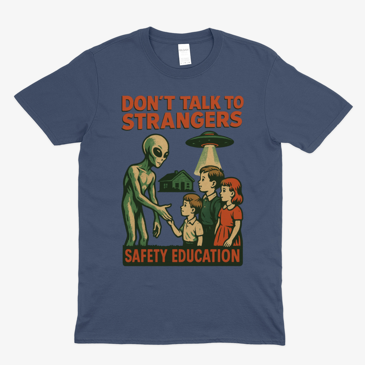 Don't Talk to Strangers – Retro Alien Safety Education Shirt | Satirisches Sci-Fi Design-True Insights