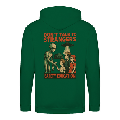 Don’t Talk to Strangers Zip Hoodie | Satirisches Alien-Motiv im Retro-Stil | Warnung im 50s Design 📝 Meta-Beschreibung:-Zip Hoodie-True Insights
