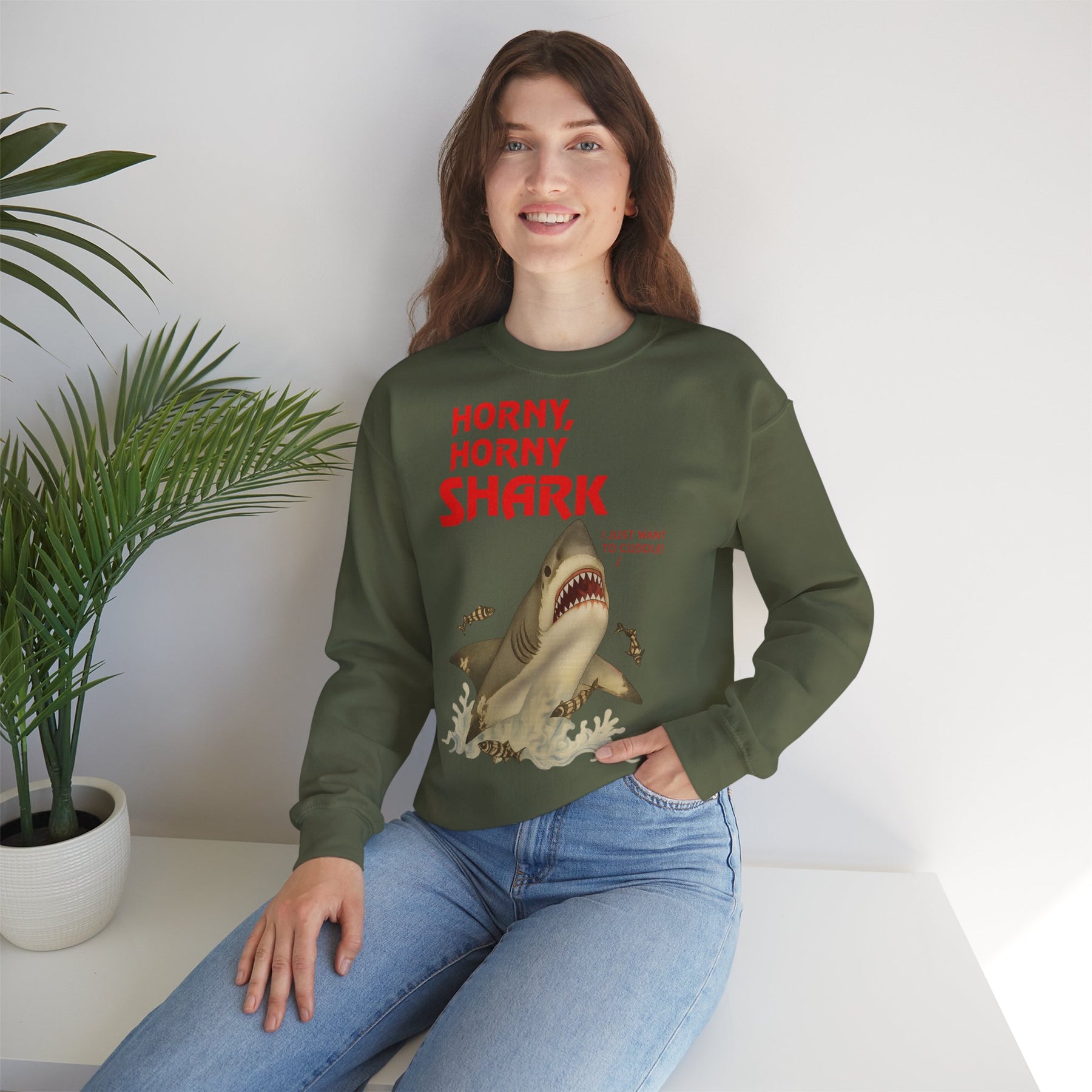 🦈 Horny, Horny Shark – Provokantes Sweatshirt mit Kuschelansage – Freches Satire-Design für mutige Statements | True Insights