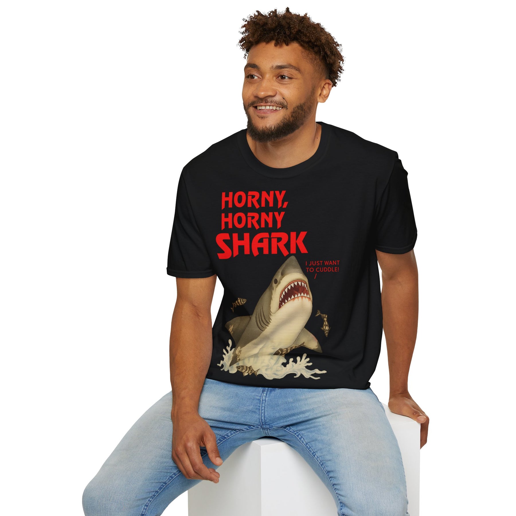 🦈 Horny, Horny Shark – Provokantes T-Shirt mit Kuschelansage – Freches Satire-Design für mutige Statements | True Insights