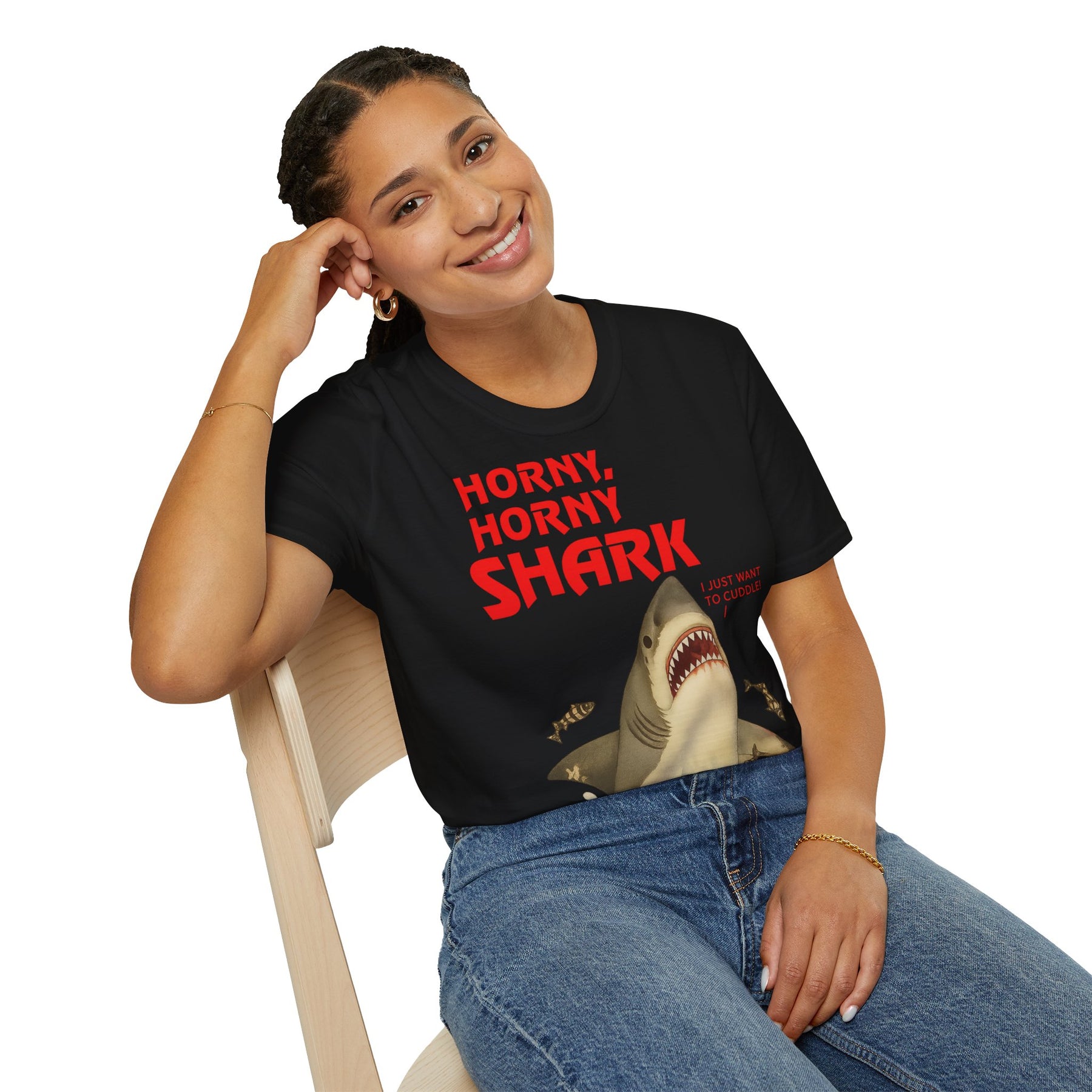 🦈 Horny, Horny Shark – Provokantes T-Shirt mit Kuschelansage – Freches Satire-Design für mutige Statements | True Insights