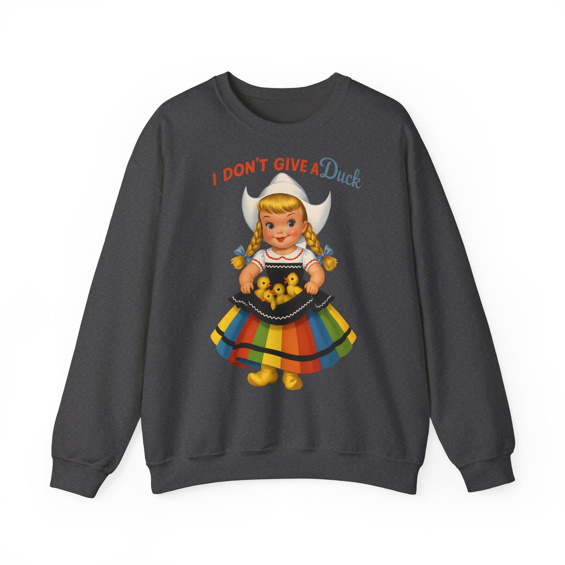 Das aschgraue Vintage-Sweatshirt zeigt in Frontansicht ein humorvolles Kükendesign und strahlt Originalität von True Insights.