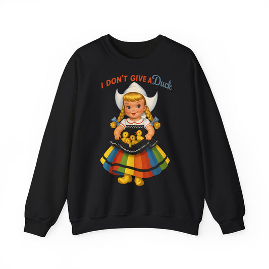Sweatshirt – I Don't Give a Duck | Nostalgisches Vintage-Mädchen mit Küken – Humorvoll & Originell | True Insights Design mit Humor