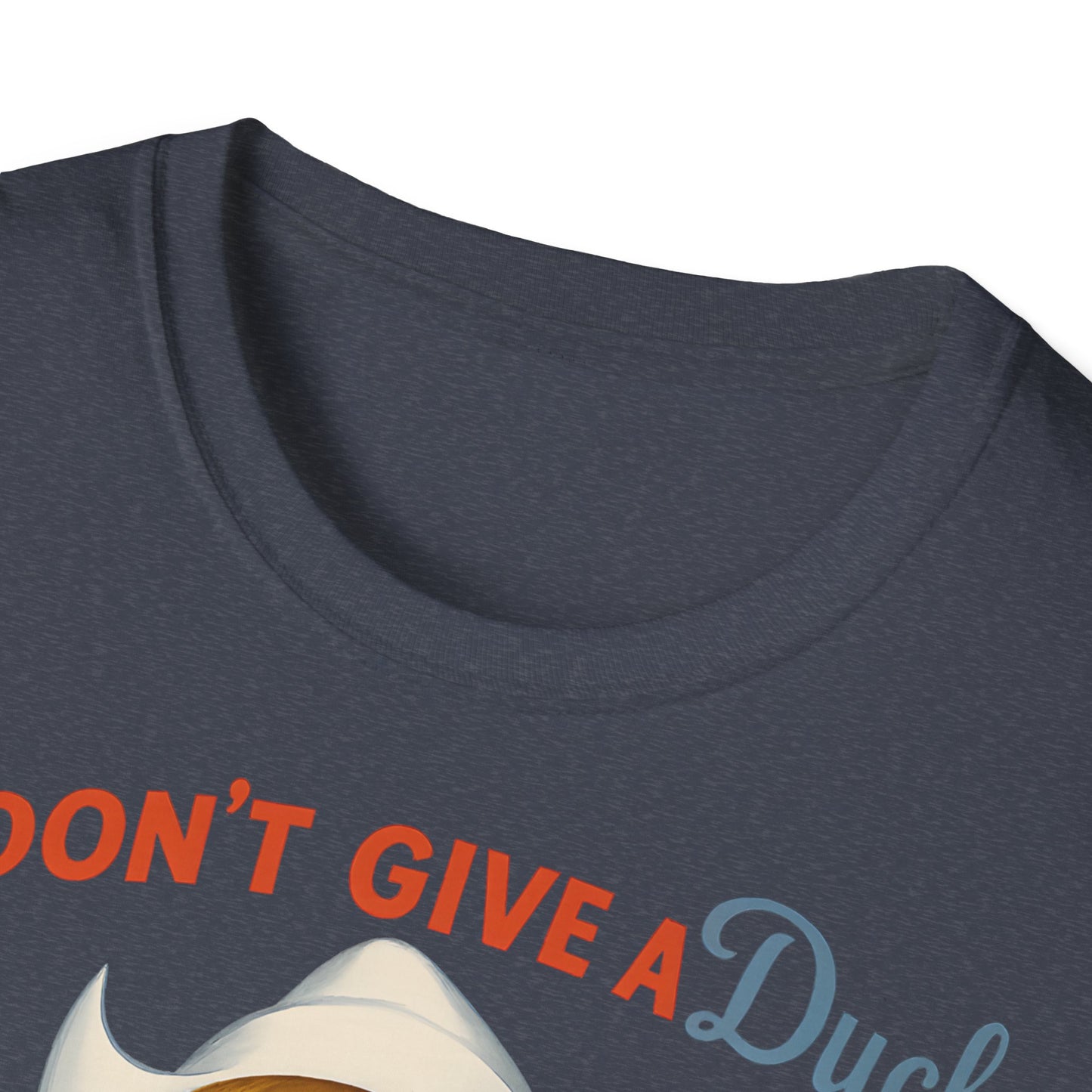 "I Don't Give a Duck | Nostalgisches Vintage-Mädchen mit Küken – Humorvoll & Originell" – Freches Satire-Design für mutige Statements | True Insights