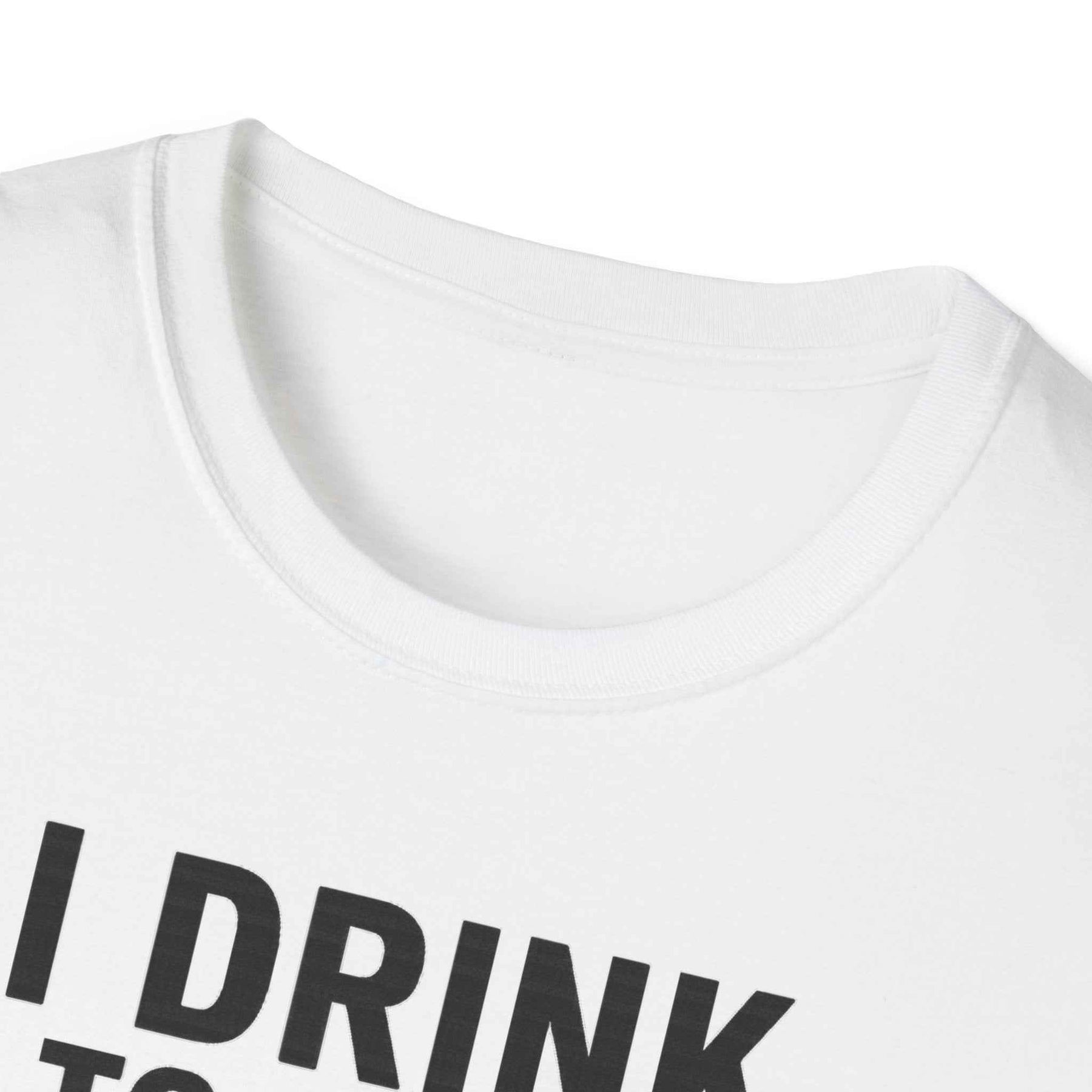 I drink to make other people more interesting – Ernest Hemingway Zitat auf T-Shirt