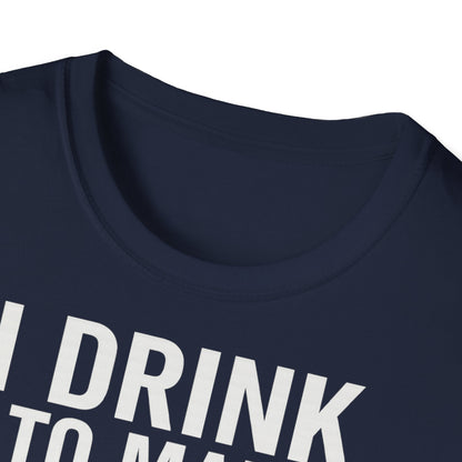 „I drink to make other people more interesting.“ no Background – Ernest Hemingway – Freches Satire-Design für mutige Statements | True Insights