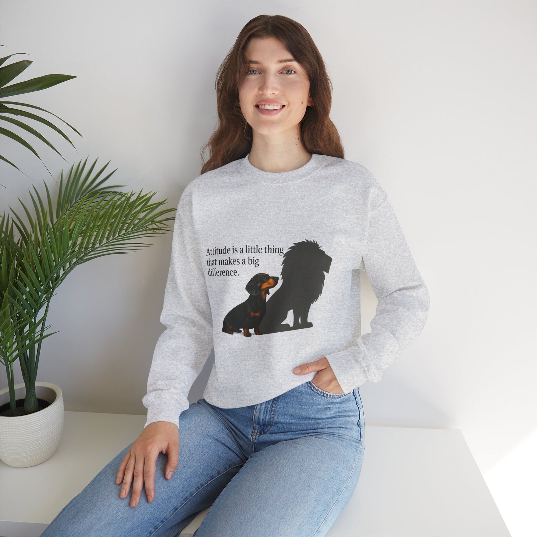 Inspirierendes Sweatshirt – Dackel mit Löwenschatten „Attitude“ – Lustiges Sweatshirt | True Insights – Bild 32
