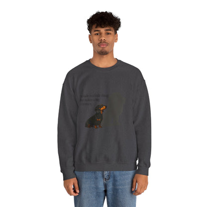 Inspirierendes Sweatshirt – Dackel mit Löwenschatten „Attitude“ – Lustiges Sweatshirt | True Insights – Bild 46