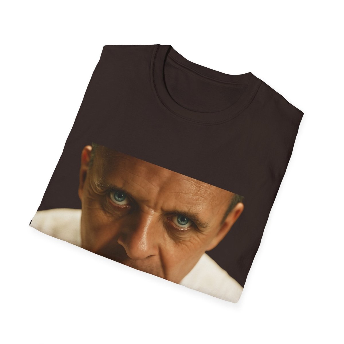 Intensivblick – Kultfilm-Charakter auf Shirt | Satirisches Film-T-Shirt für echte Cineasten – Freches Satire-Design für mutige Statements | True Insights