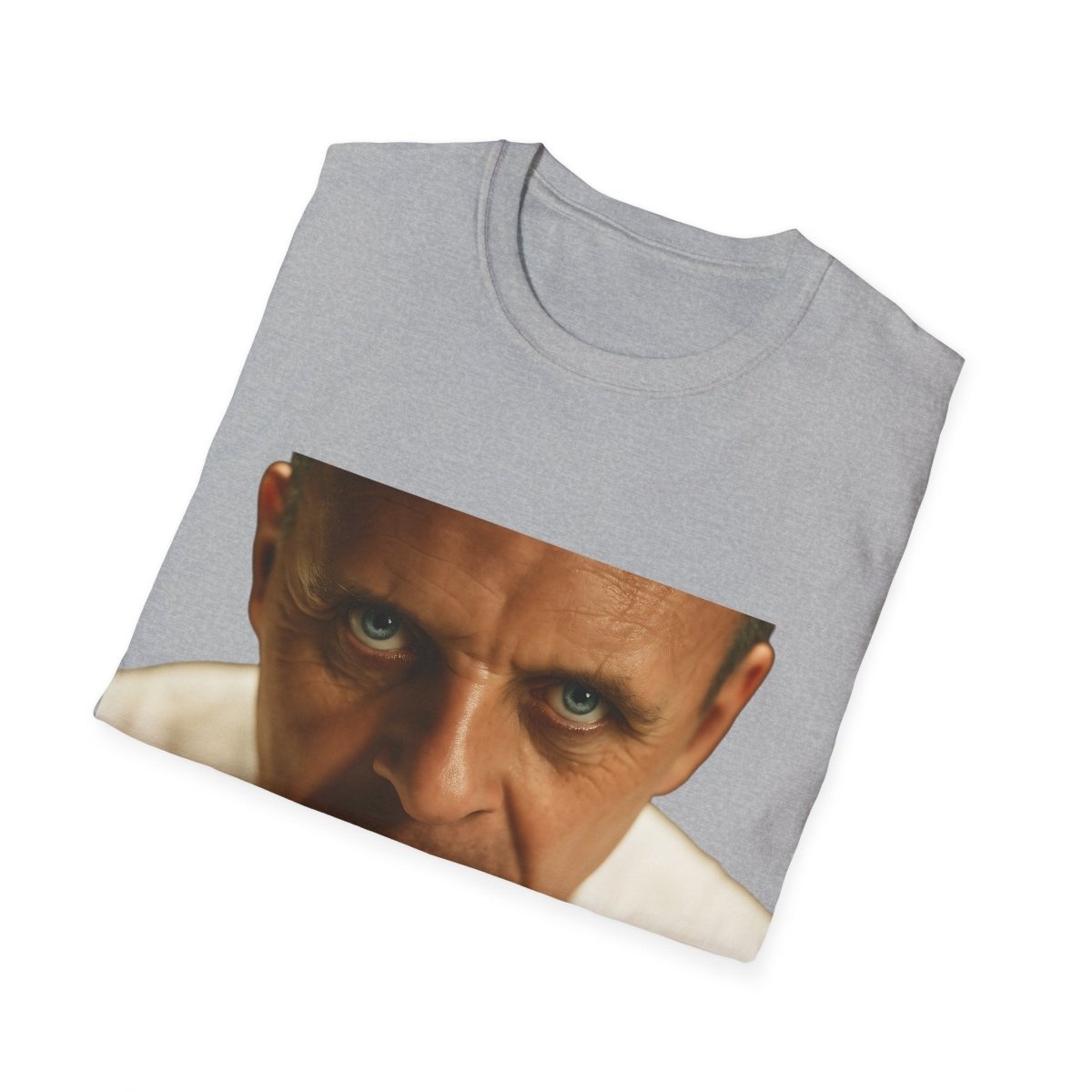 Intensivblick – Kultfilm-Charakter auf Shirt | Satirisches Film-T-Shirt für echte Cineasten – Freches Satire-Design für mutige Statements | True Insights