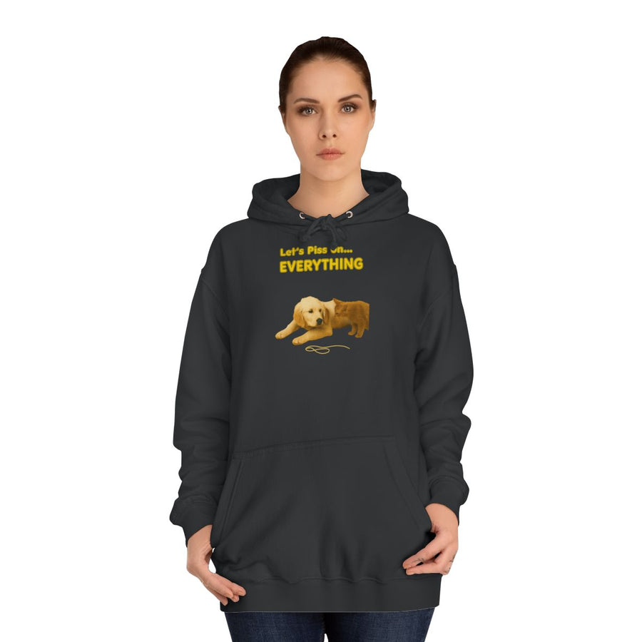 Statement Hoodie „Let's Piss on Everything“ – Satire mit Hund und Katze – Jet Black – von Frau getragen