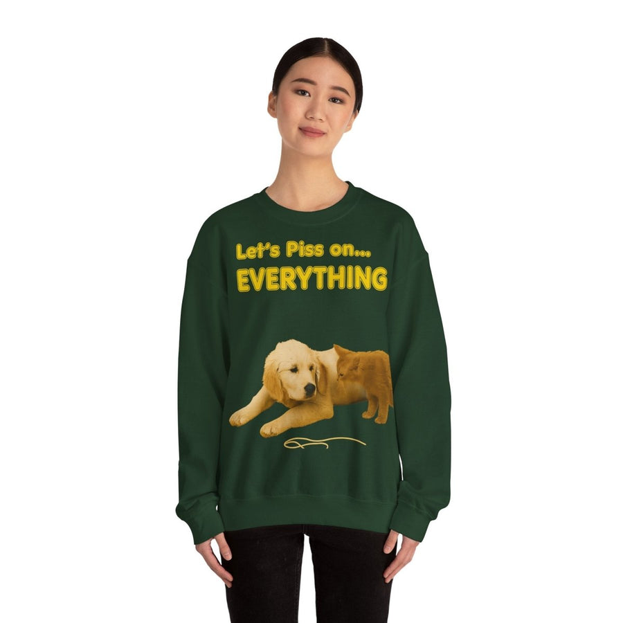 Vintage Motiv – Let’s Piss on Everything – Satirisches Sweatshirt mit Hund & Katze | True Insights Design mit Humor