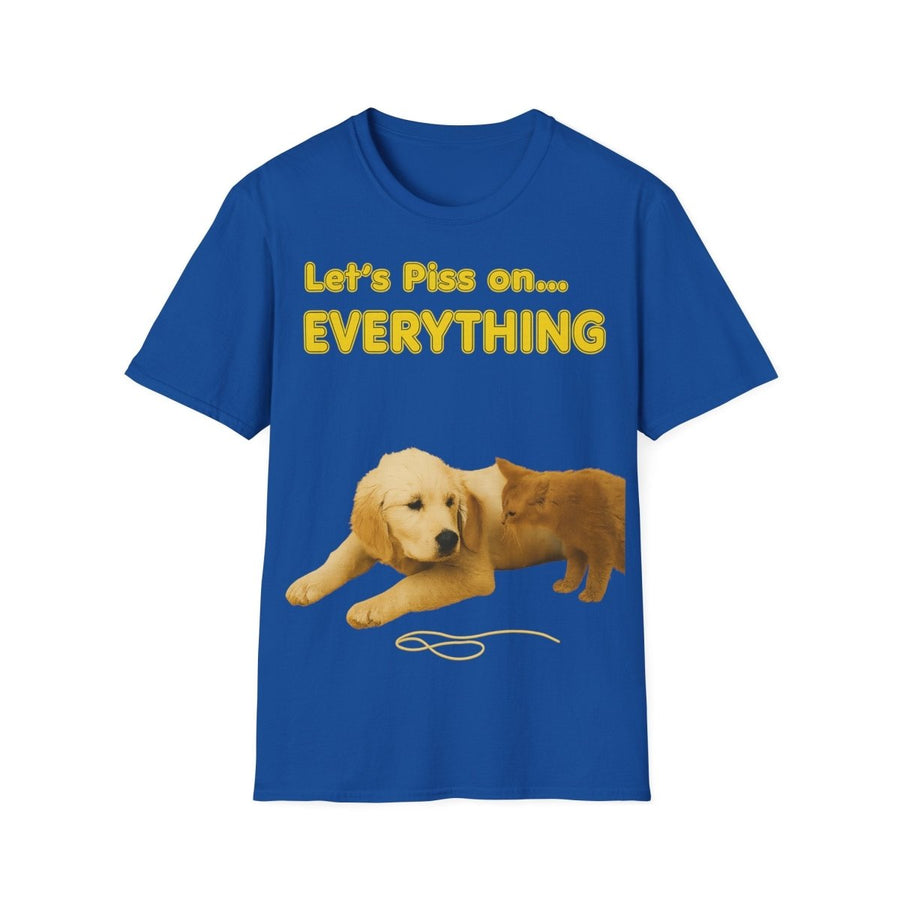 Blaues T-Shirt mit goldenem Text Let's Piss on Everything und Hund-Katze-Motiv in Protestkunst-Satire, von True Insights.