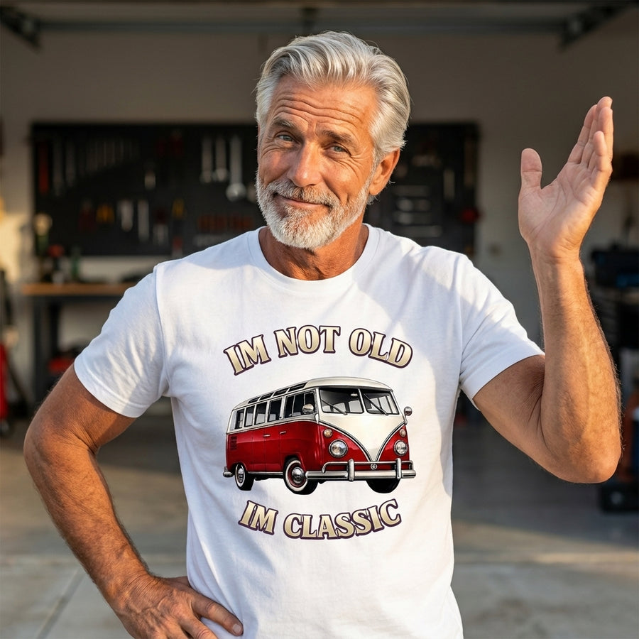 VW Bulli T1 Samba Shirt – I'm Not Old I'm Classic – getragen
