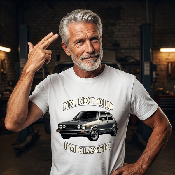 VW Golf 1 T-Shirt – Retro Oldtimer Shirt – getragen