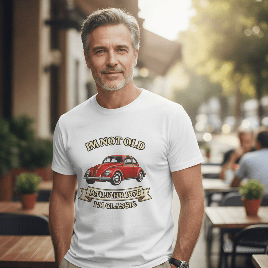 True Insights T-Shirt Baujahr 1976 roter Oldtimer Käfer Im Not Old Im Classic Geschenk zum 50. Geburtstag