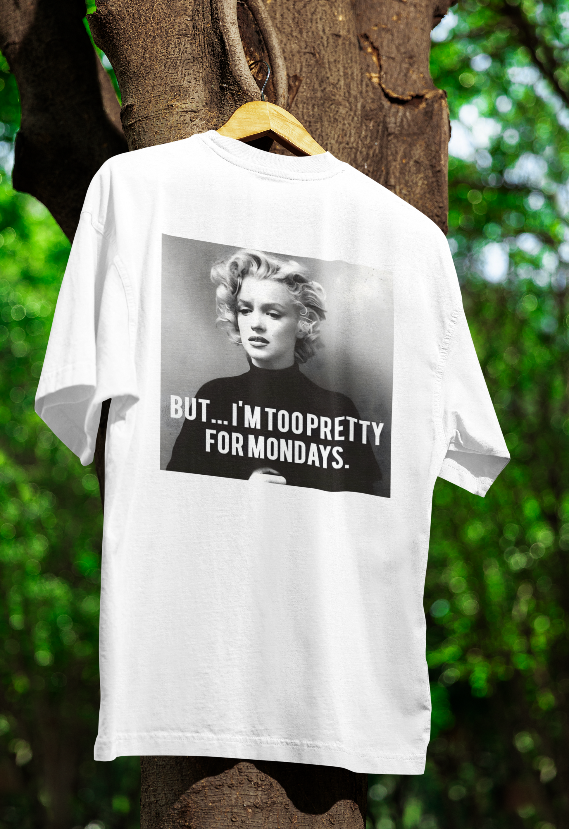 Marilyn Monroe T-Shirt – Too Pretty for Mondays Statement Shirt mit Retro-Charme-T-Shirt-True Insights