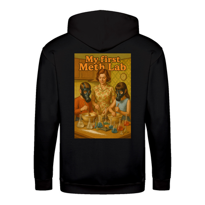 My First Meth Lab Zip Hoodie – Satirischer Retro-Look mit dunklem Humor