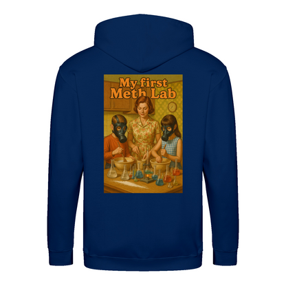 My First Meth Lab Zip Hoodie – Satirischer Retro-Look mit dunklem Humor