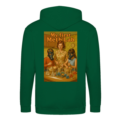 My First Meth Lab Zip Hoodie – Satirischer Retro-Look mit dunklem Humor