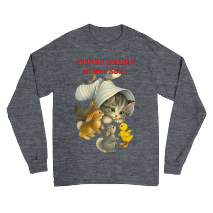 Stuck Inside a Gum Sock Sweatshirt – Satirisches Retro-Design mit Katze & Chaos-Charme