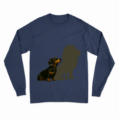 Dackel mit Löwenschatten – Sweatshirt & Hoodie | Kleine Statur. Große Wirkung.-Sweatshirt-True Insights