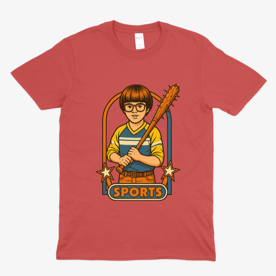 Rotes T-Shirt mit Retro-Illustration eines Jungen mit Baseballschlaeger im Vintage-Comic-Stil und Schriftzug Sports fuer Popkultur-Fans. True Insights.