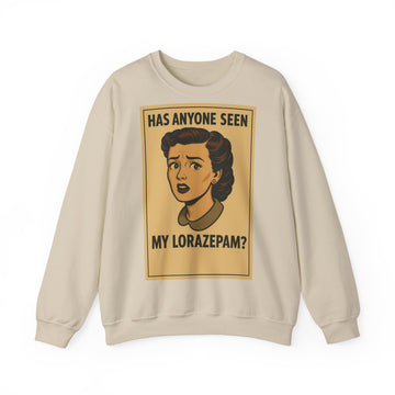 Das aschengraue Sweatshirt zeigt im Retro-Look den Aufdruck „Has anyone seen my Lorazepam?“ und stammt von True Insights.