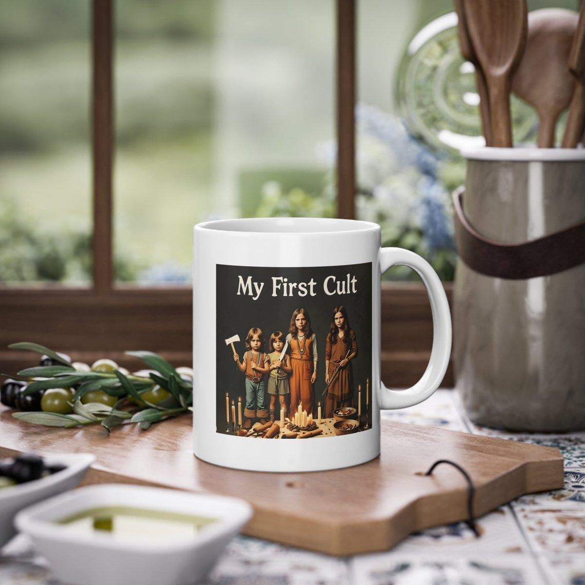 My First Cult – Satirische Kaffeetasse mit düsterem Kinderkult-Motiv-Mug-True Insights