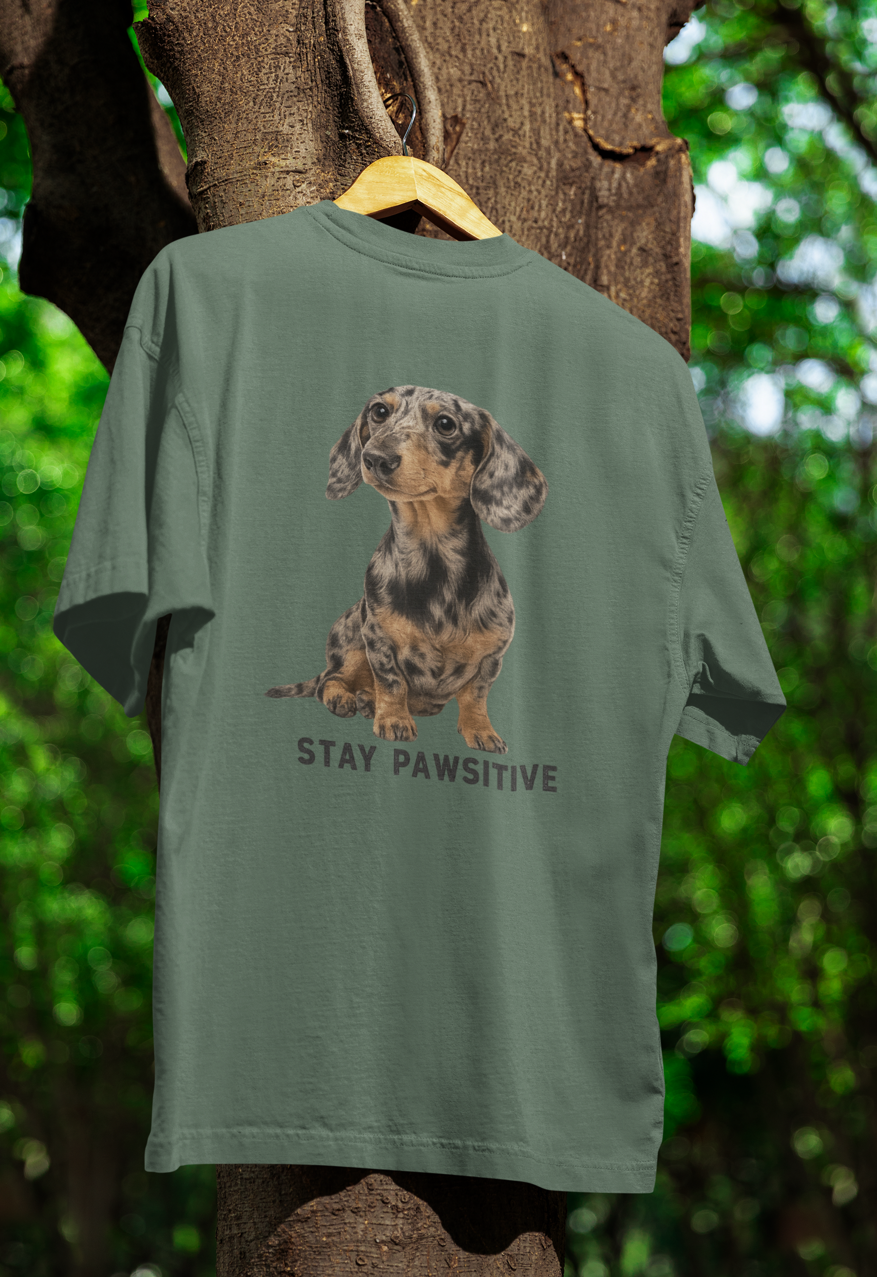 Stay Pawsitive T-Shirt – Dackel-Motiv für gute Laune & positive Vibes-T-Shirt-True Insights