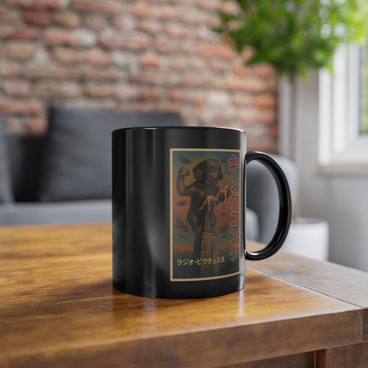 Vintage Motiv – Tasse – Dackel Kong | Lustiger Kaffeebecher mit King Kong Parodie im Vintage-Stil | True Insights Design mit Humor